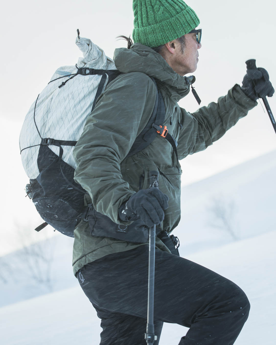 Alpha Anorak | 山と道 U.L. HIKE & BACKPACKING