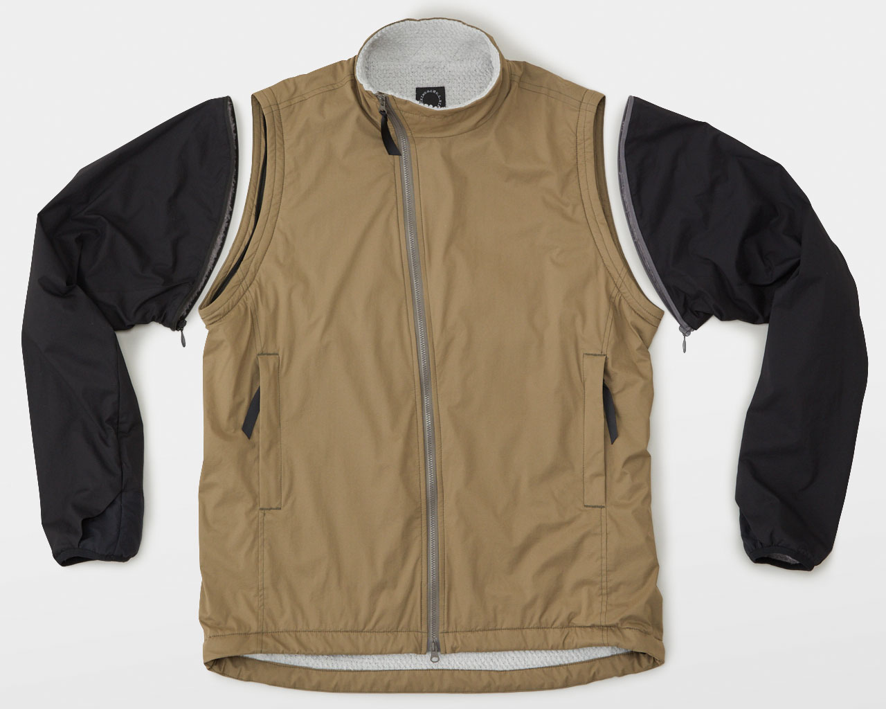 Light Alpha Vest/Jacket | 山と道 U.L. HIKE & BACKPACKING