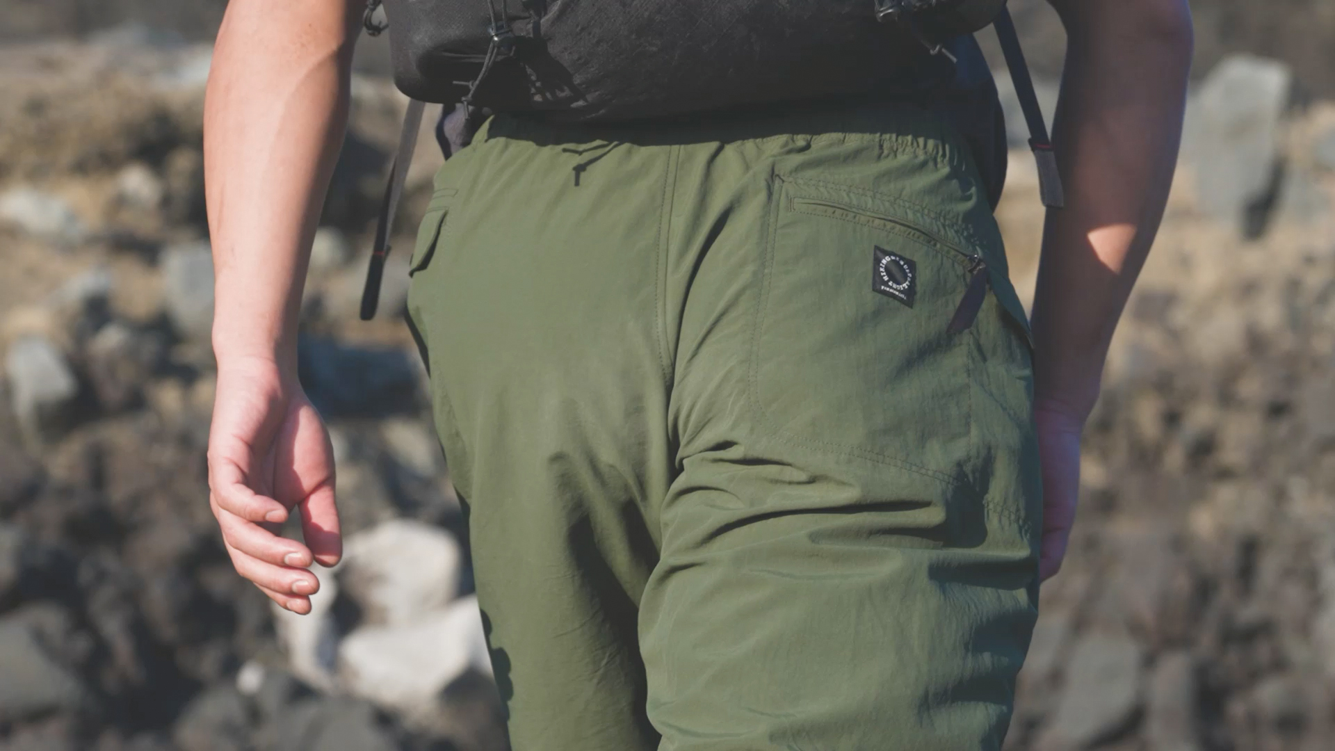 5-Pocket Wide Pants | 山と道 U.L. HIKE & BACKPACKING