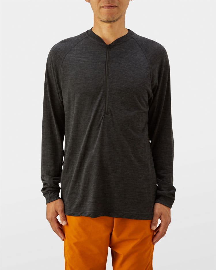 100% Merino Light Long Sleeve C | 山と道 U.L. HIKE & BACKPACKING
