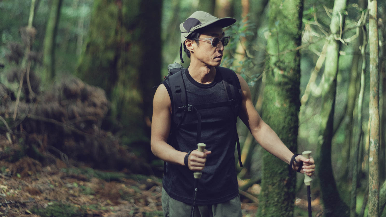 100% Merino Light Sleeveless C | 山と道 U.L. HIKE & BACKPACKING