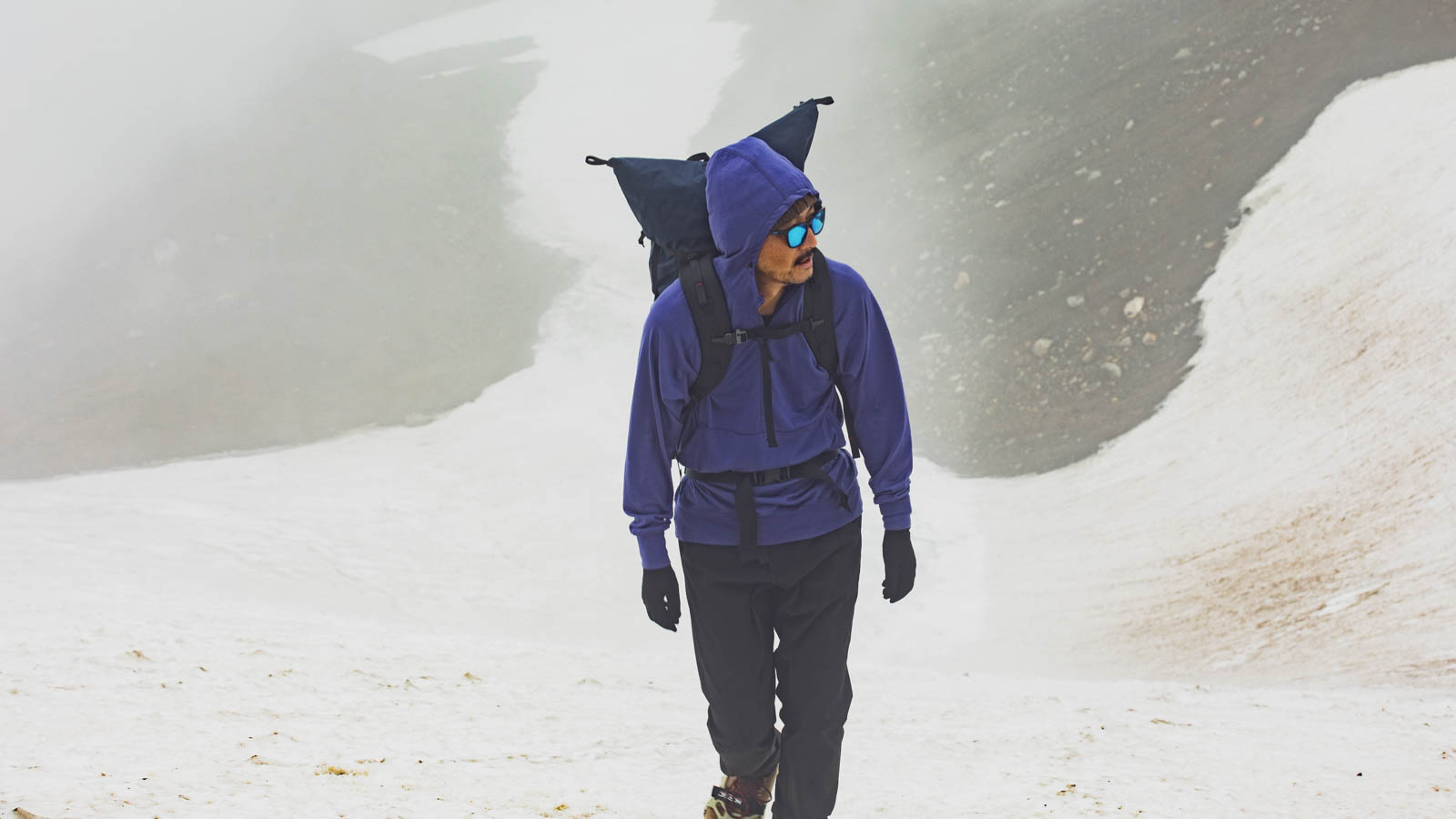 100% Merino Hoody | 山と道 U.L. HIKE & BACKPACKING