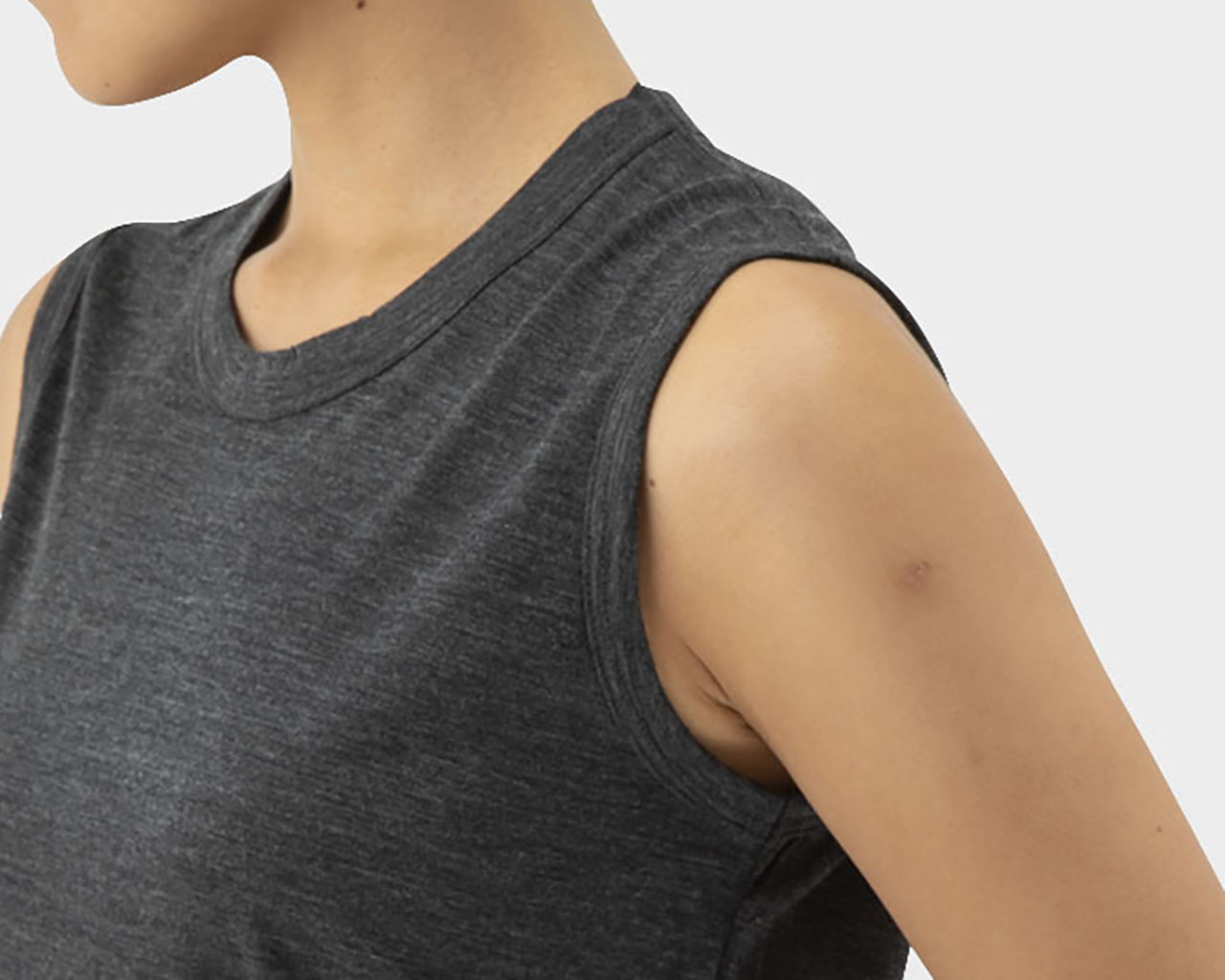 100% Merino Light Sleeveless C | 山と道 U.L. HIKE & BACKPACKING