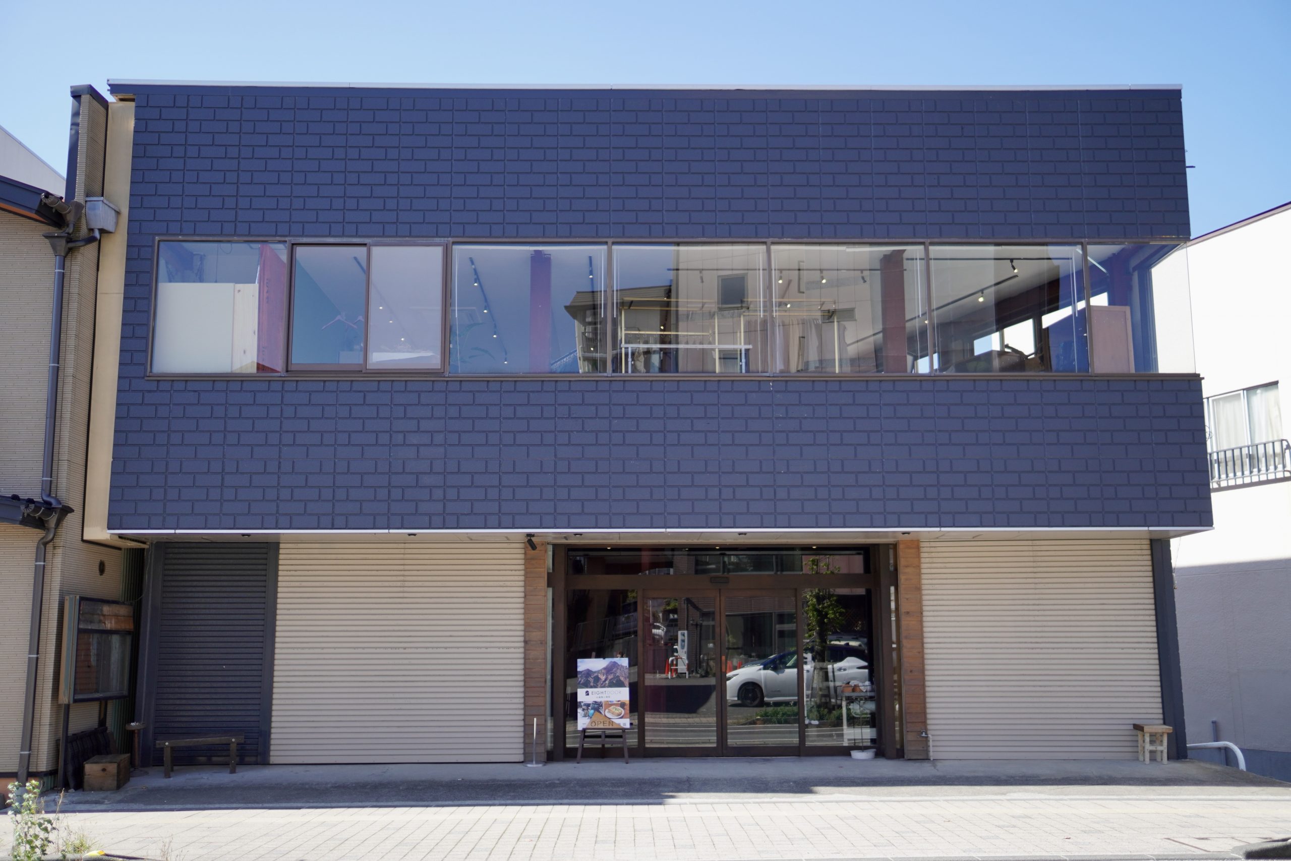 山道具と喫茶 Eightdoor