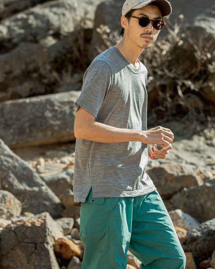 山と道 100% Merino Light Crew Neck 100% Merino LightCrew Neck8/9(火)10:00から24時間オンラインショップ