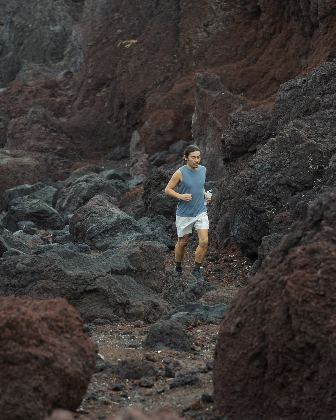DF Mesh Merino Sleeveless | 山と道 U.L. HIKE & BACKPACKING