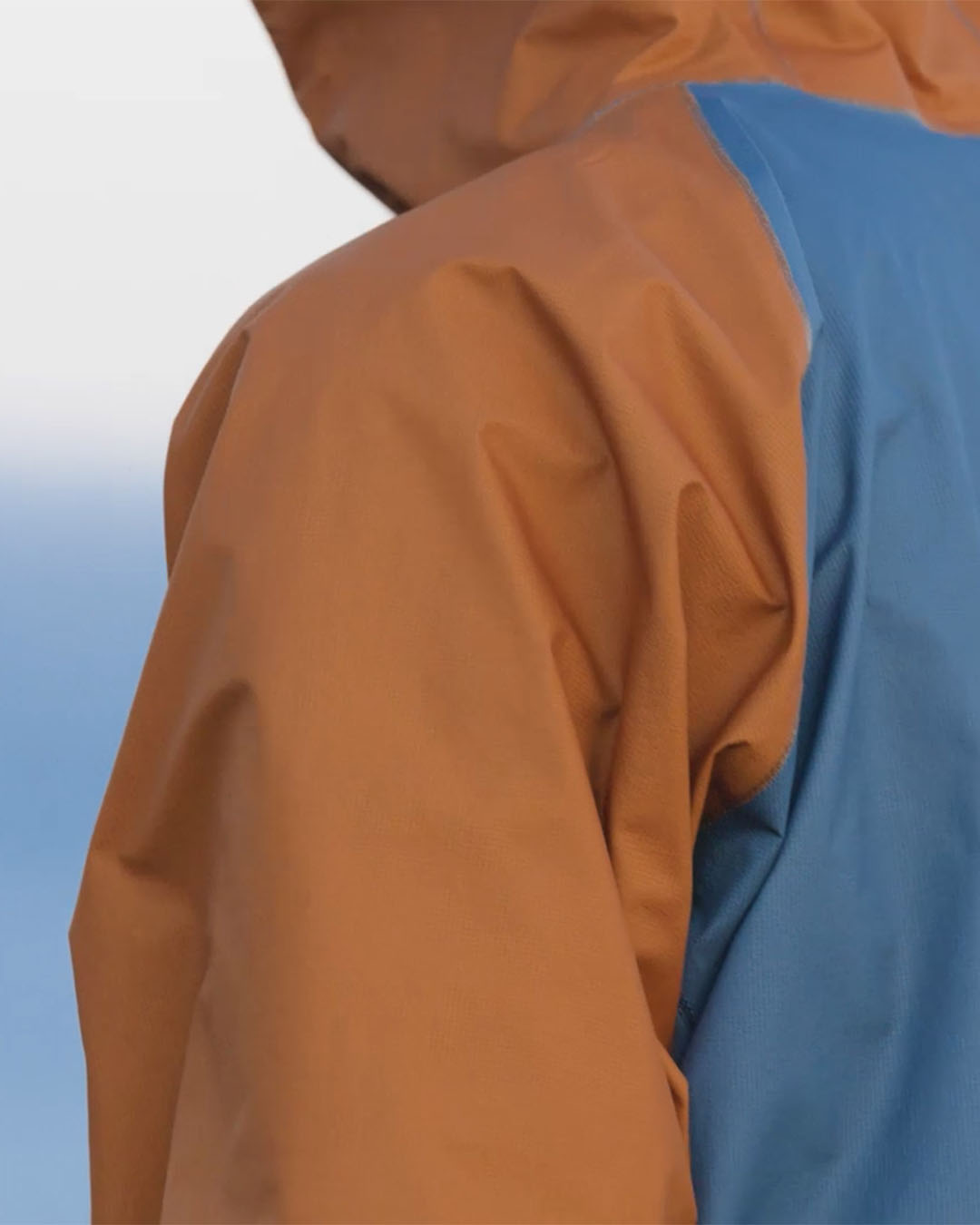 UL All-weather Jacket | 山と道 U.L. HIKE & BACKPACKING
